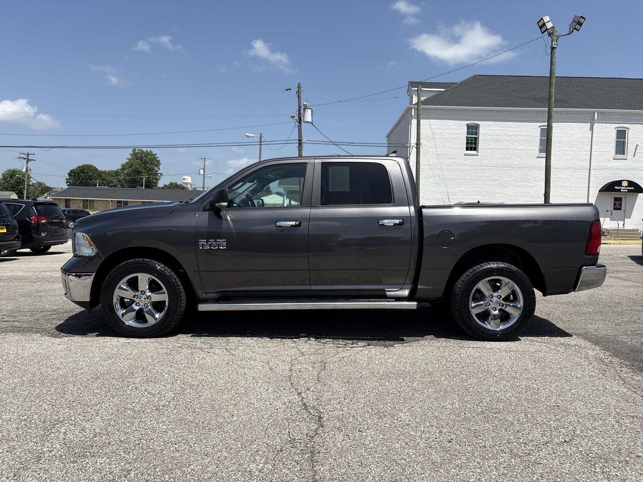 RAM 1500 Big Horn 4x4 Crew Cab 5'7" Box 2018