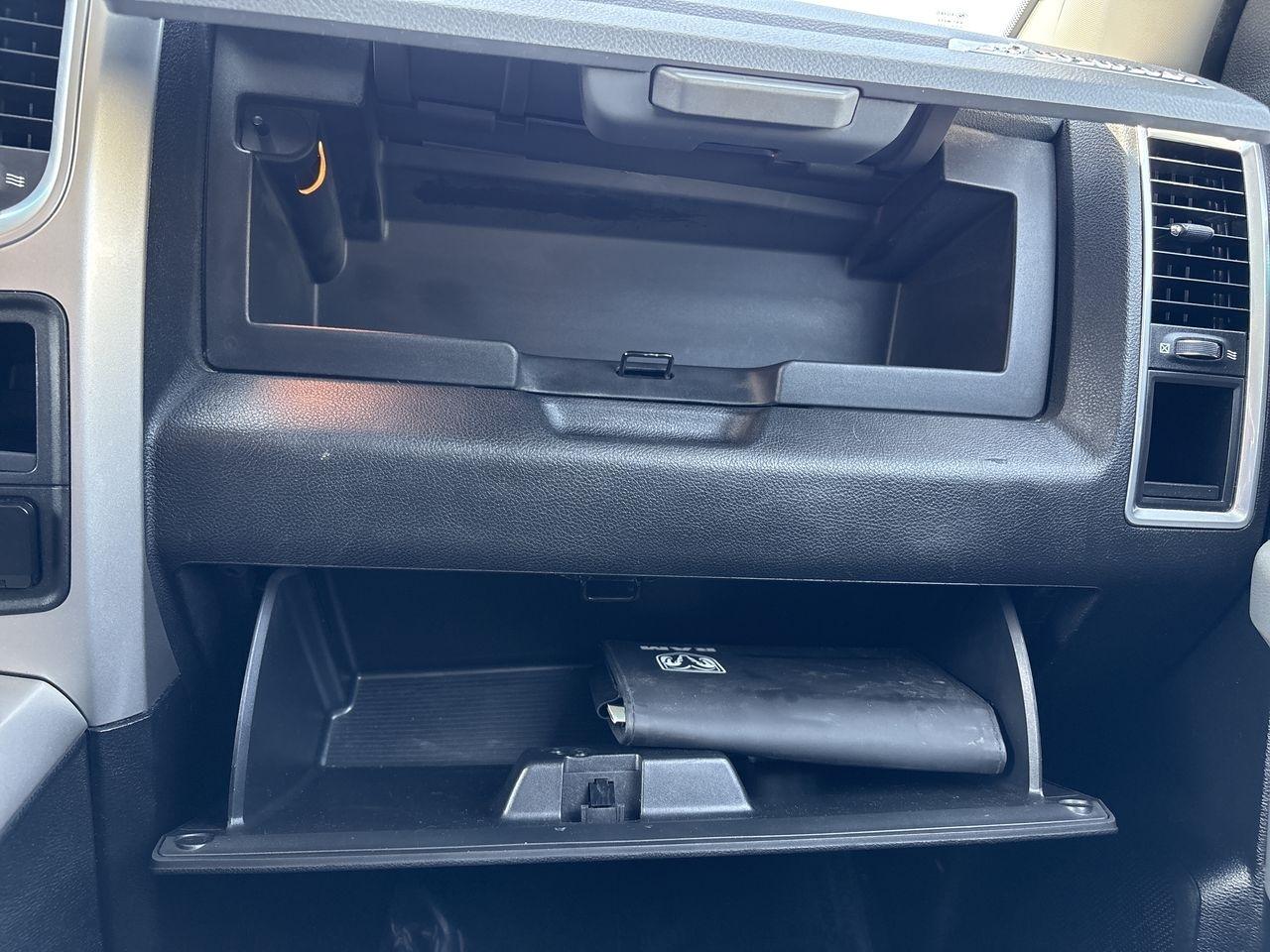 RAM 1500 Big Horn 4x4 Crew Cab 5'7" Box 2018