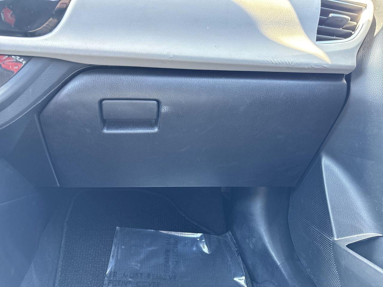 Toyota Corolla 4dr Sdn Man L (Natl) 2014