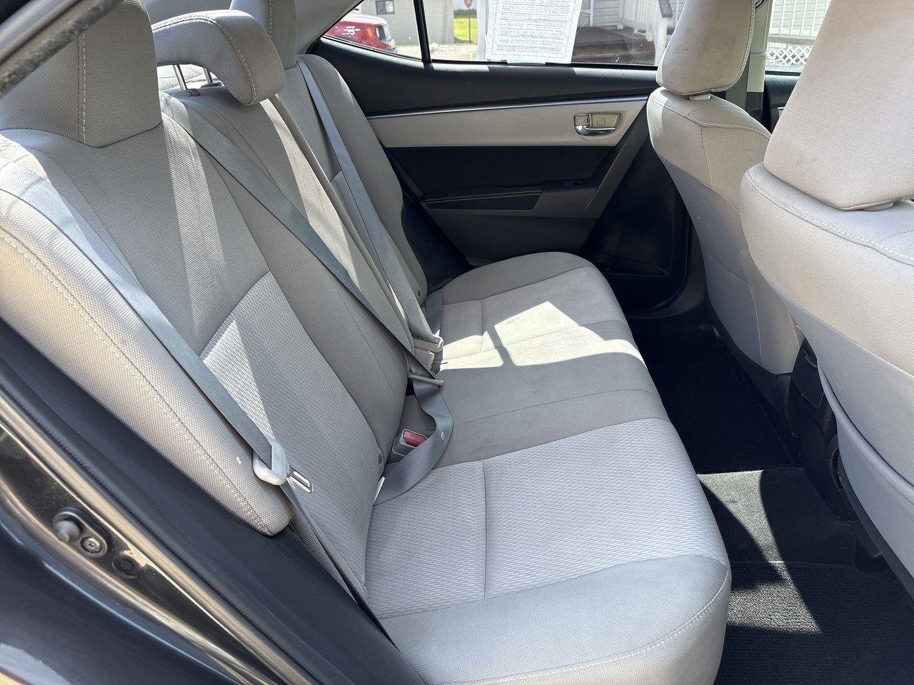 Toyota Corolla 4dr Sdn Man L (Natl) 2014