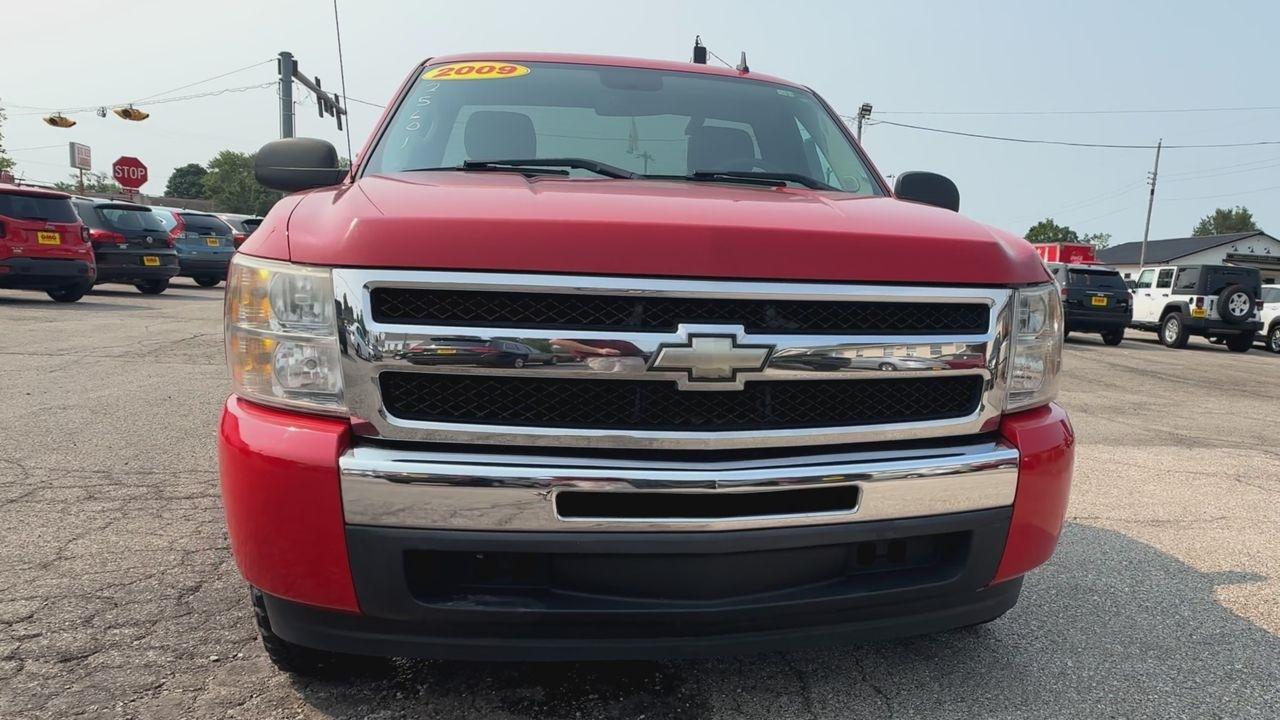 Chevrolet Silverado 1500 2WD Reg Cab 119.0" Work Truck 2009