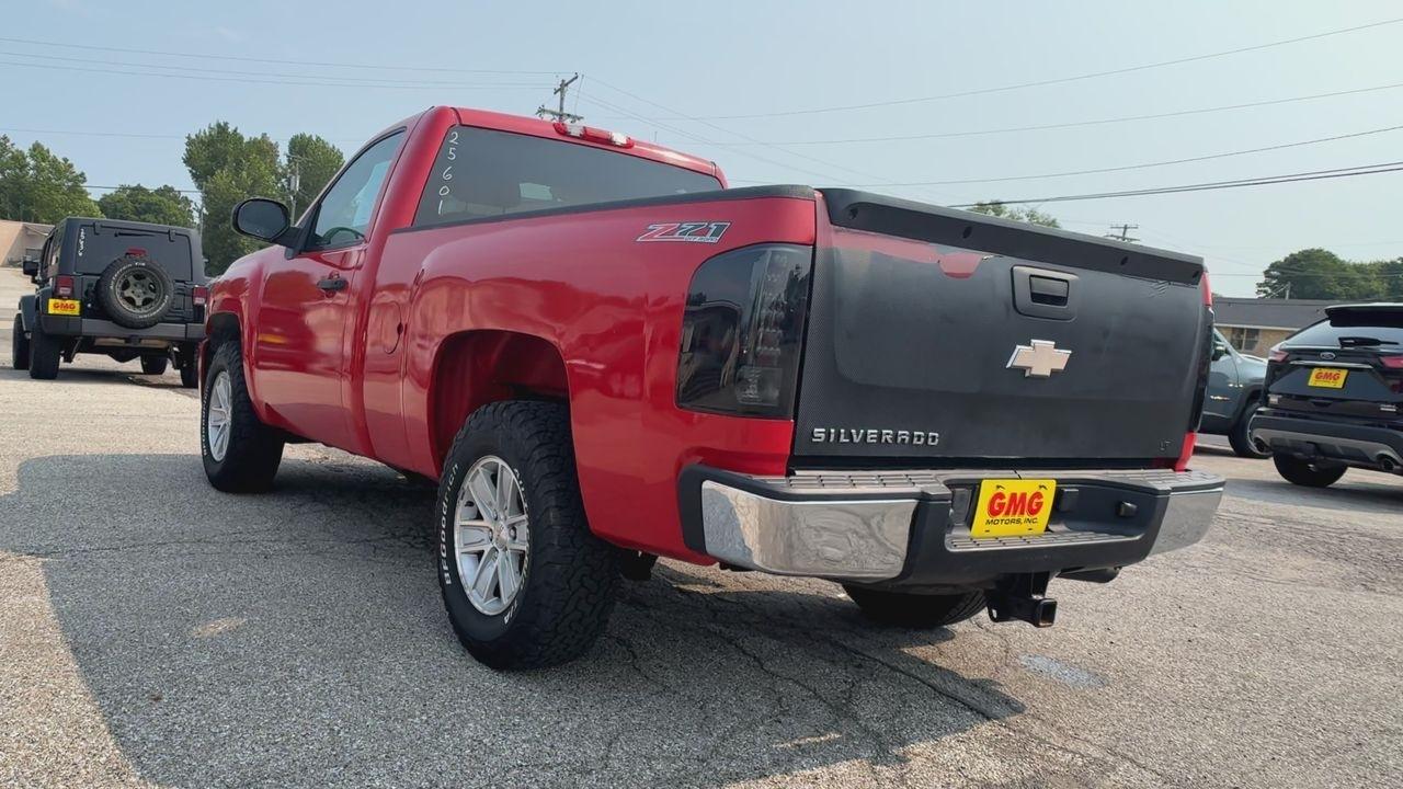 Chevrolet Silverado 1500 2WD Reg Cab 119.0" Work Truck 2009