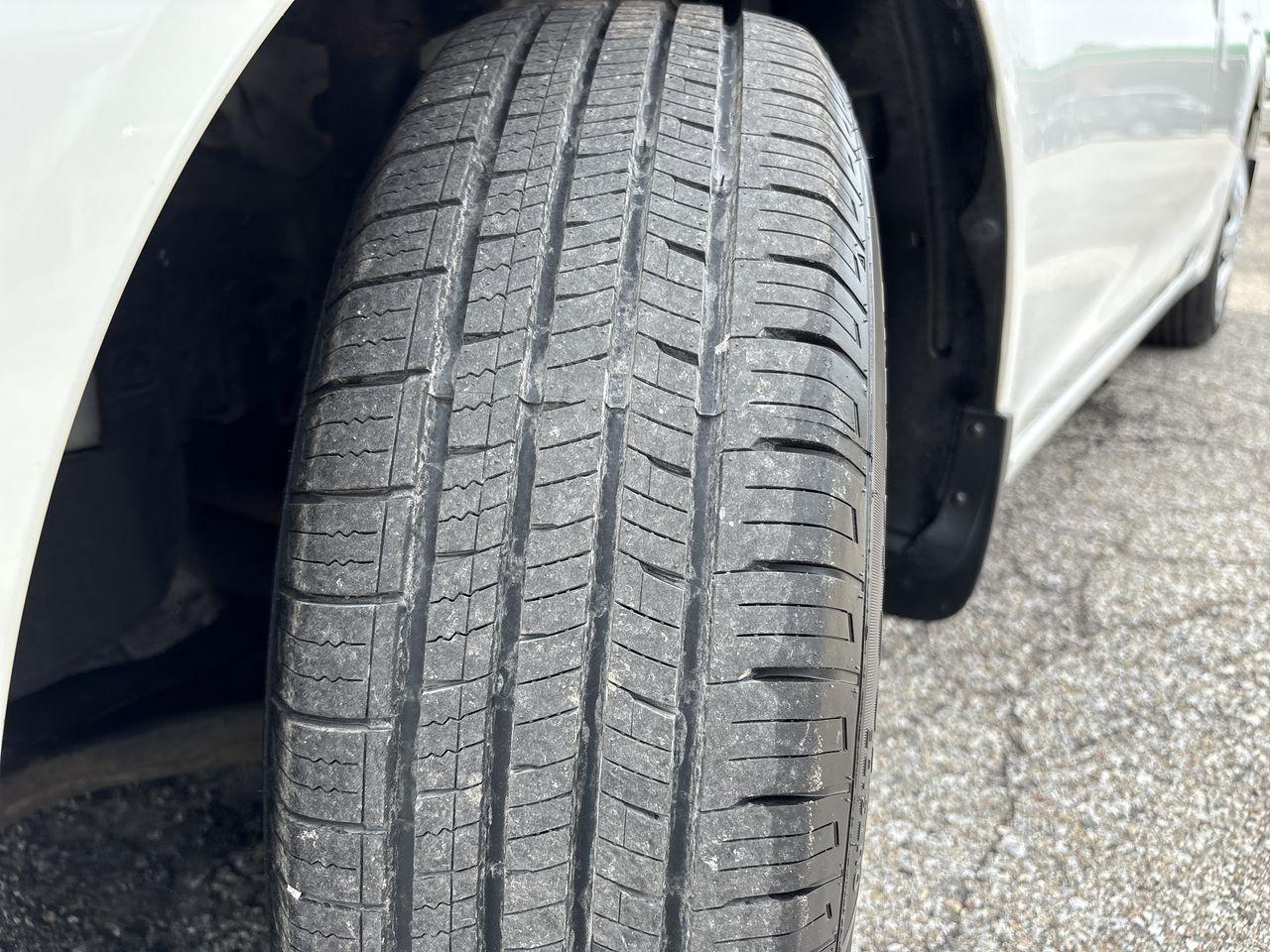 Honda Civic Sedan 4dr CVT LX 2014