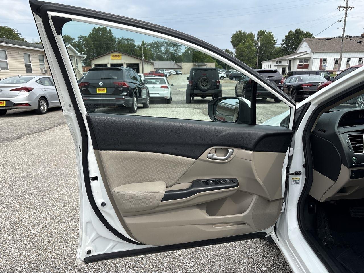 Honda Civic Sedan 4dr CVT LX 2014