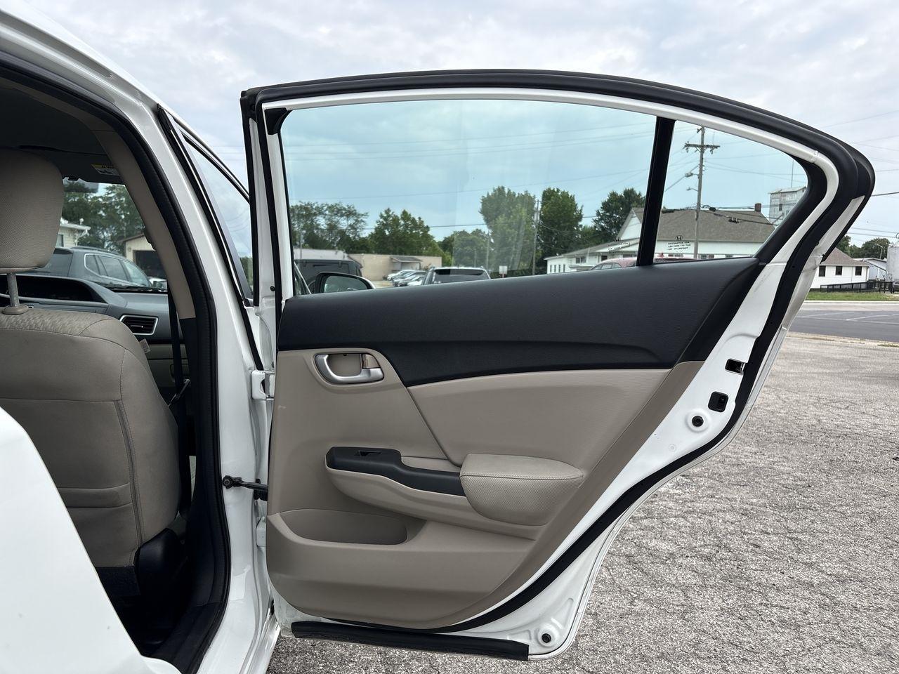Honda Civic Sedan 4dr CVT LX 2014