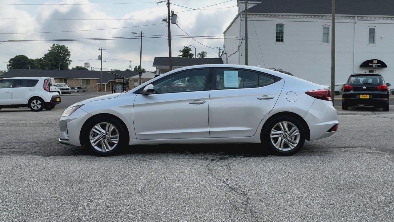 Hyundai Elantra SEL IVT 2020