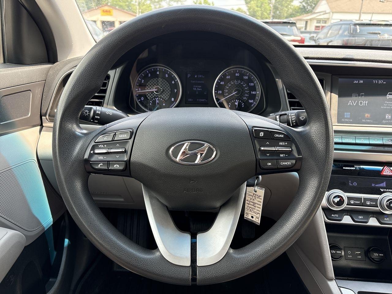 Hyundai Elantra SEL IVT 2020