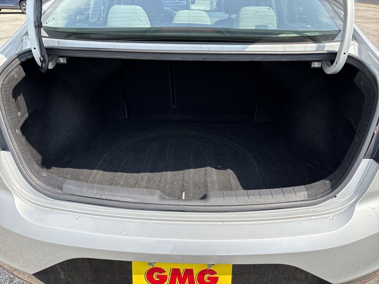 Hyundai Elantra SEL IVT 2020