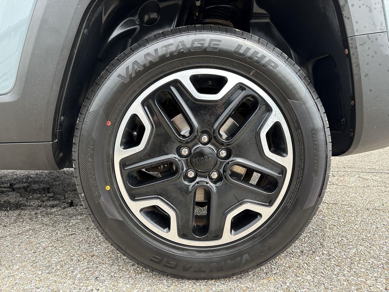 Jeep Renegade 4WD 4dr Trailhawk 2016