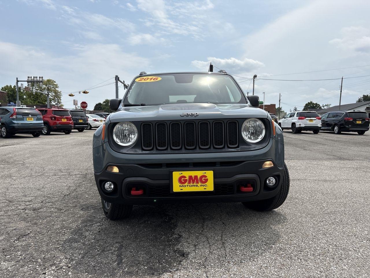 Jeep Renegade 4WD 4dr Trailhawk 2016