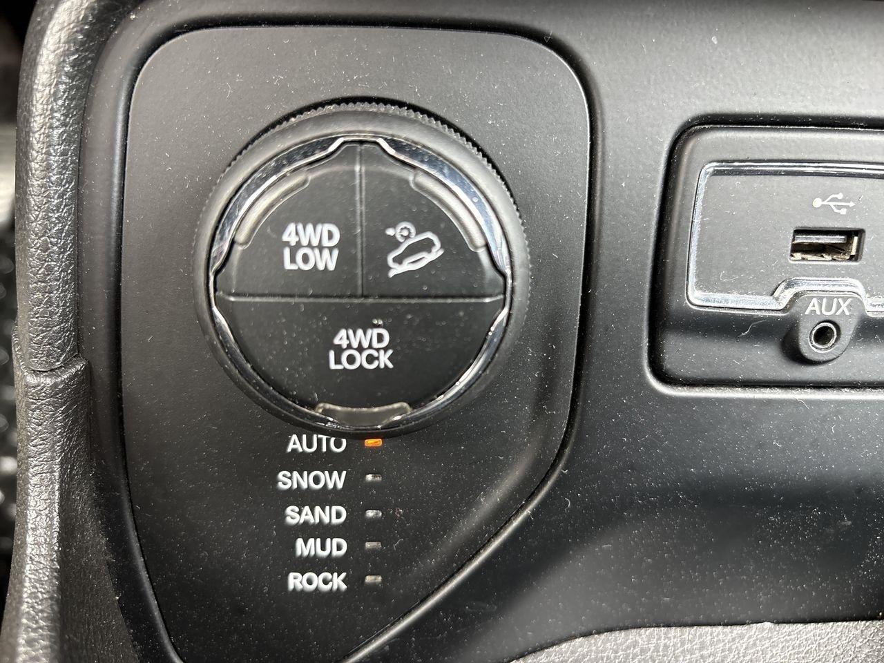 Jeep Renegade 4WD 4dr Trailhawk 2016
