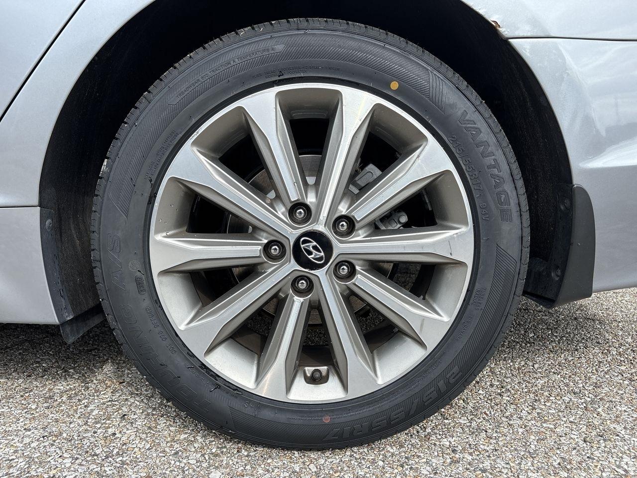 Hyundai Sonata 4dr Sdn 2.4L Limited 2016