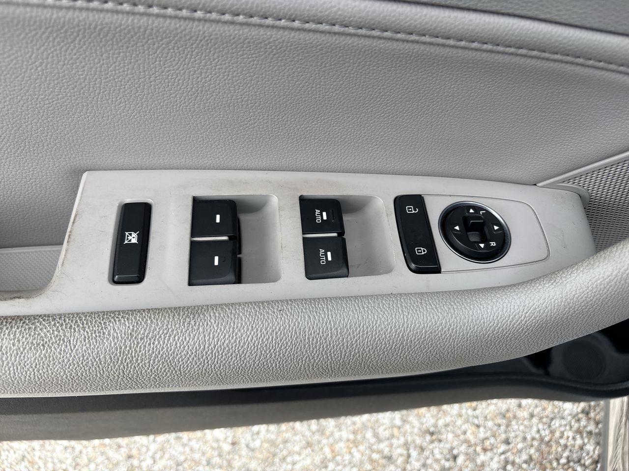Hyundai Sonata 4dr Sdn 2.4L Limited 2016