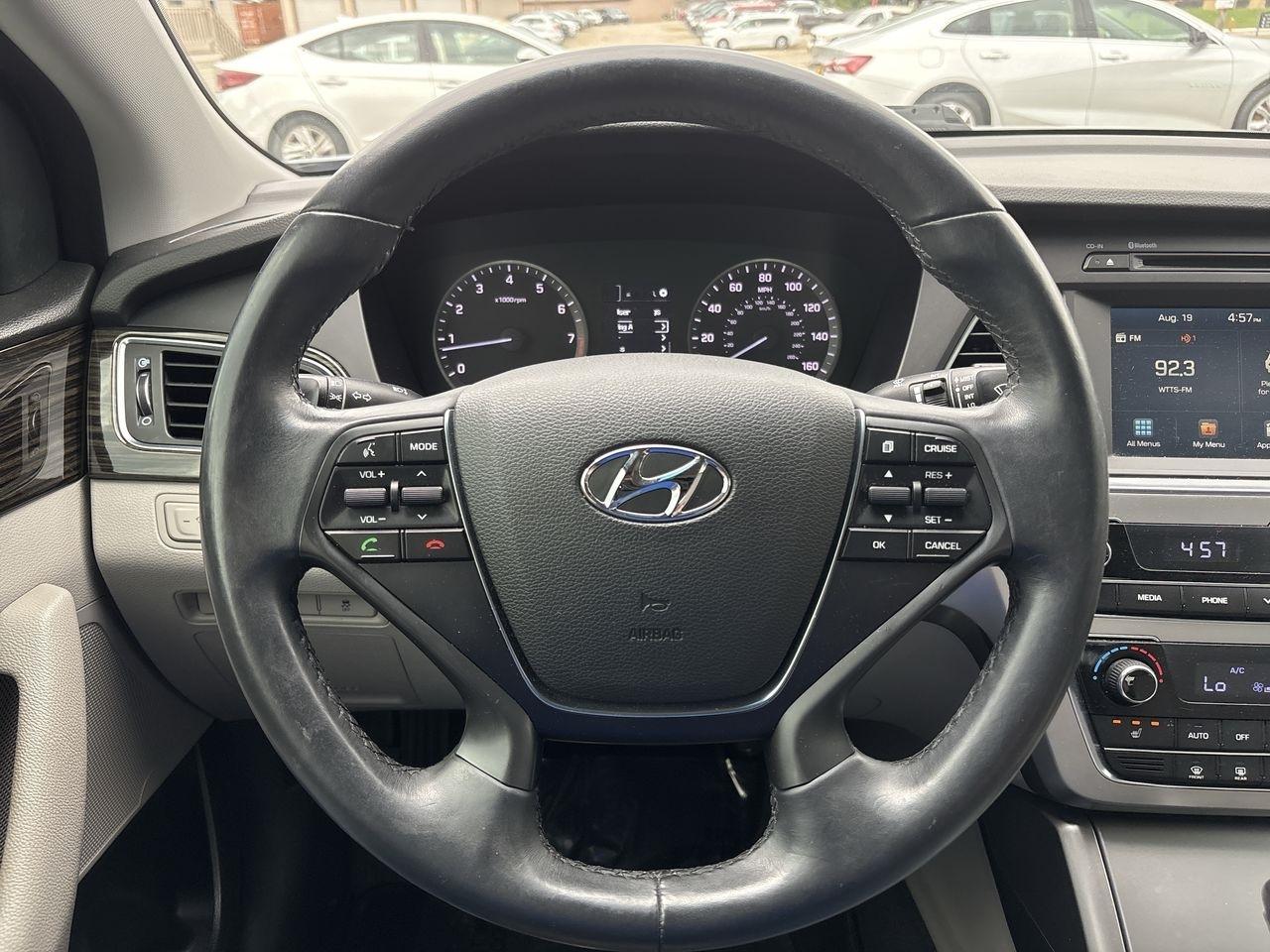 Hyundai Sonata 4dr Sdn 2.4L Limited 2016