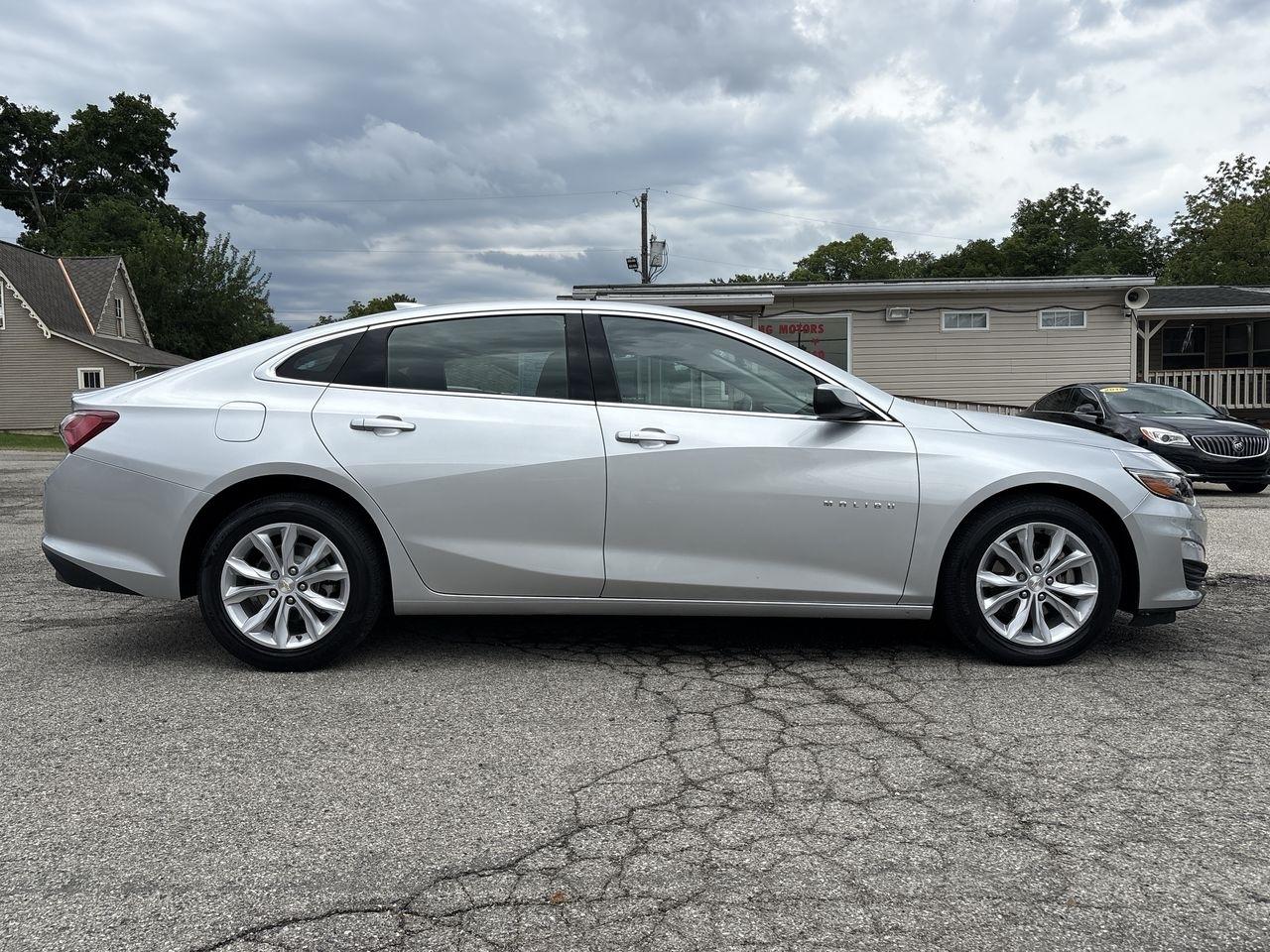Chevrolet Malibu 4dr Sdn LT 2022
