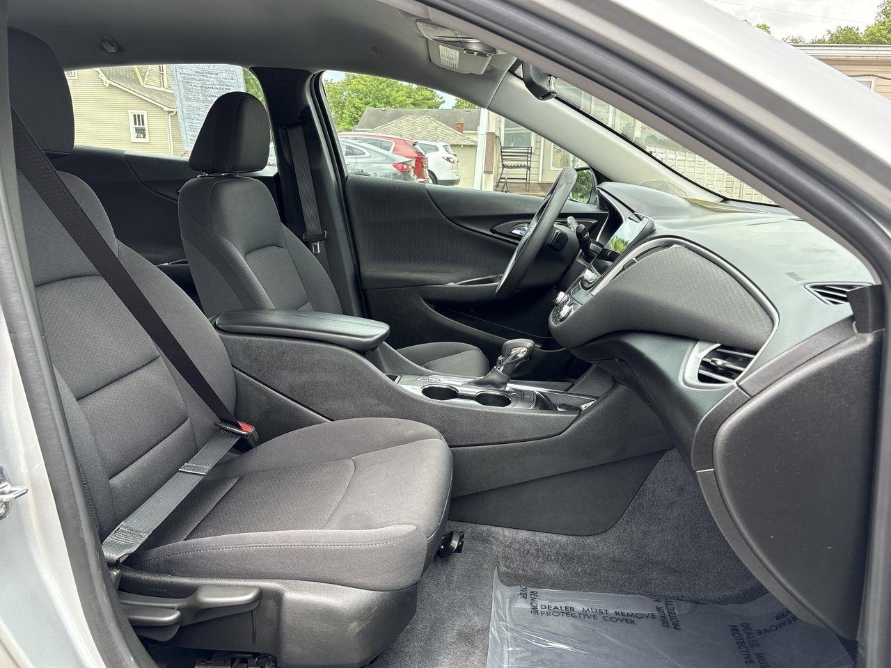 Chevrolet Malibu 4dr Sdn LT 2022