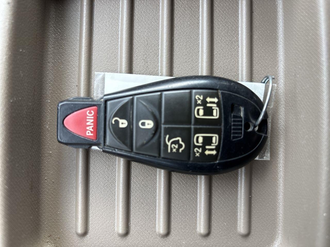 Chrysler Town & Country 4dr Wgn Touring 2015