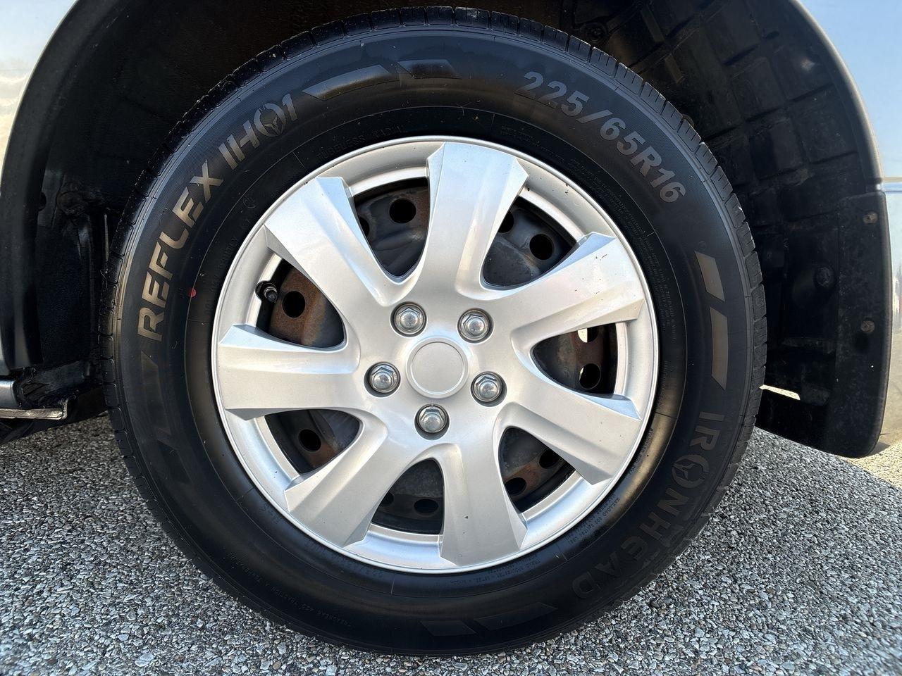 Nissan Quest 4dr S 2015