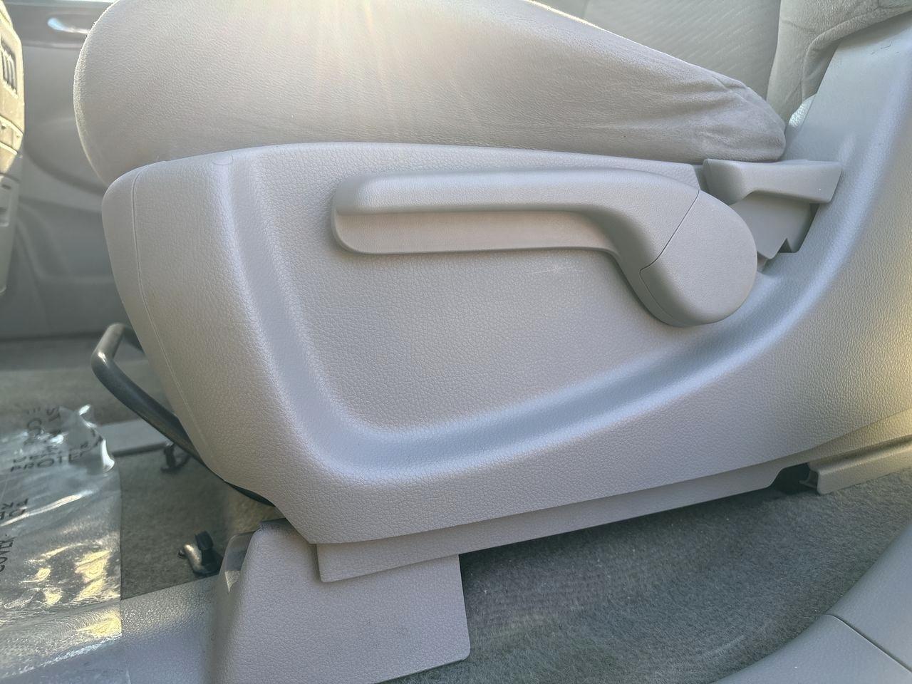 Nissan Quest 4dr S 2015