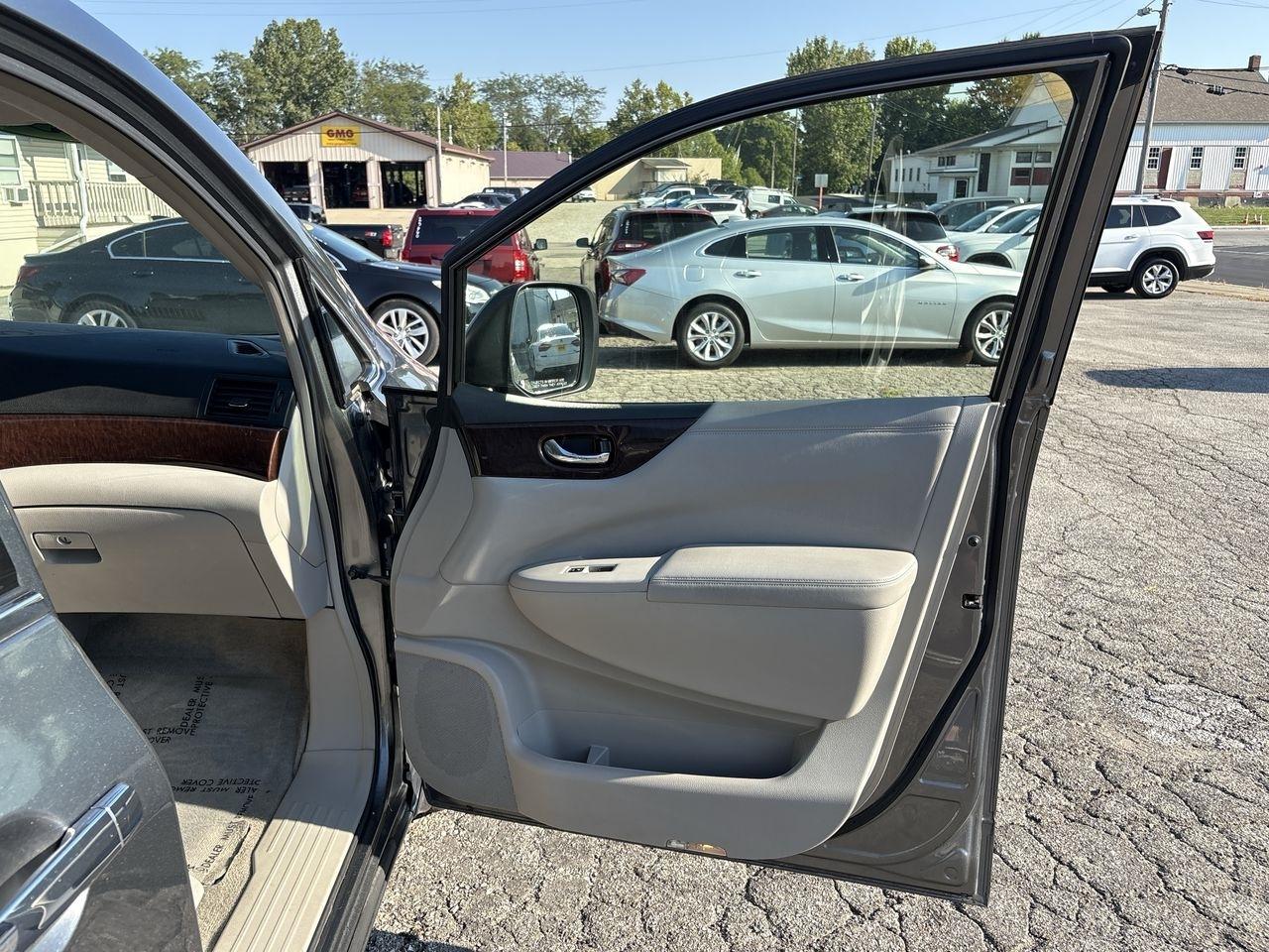 Nissan Quest 4dr S 2015