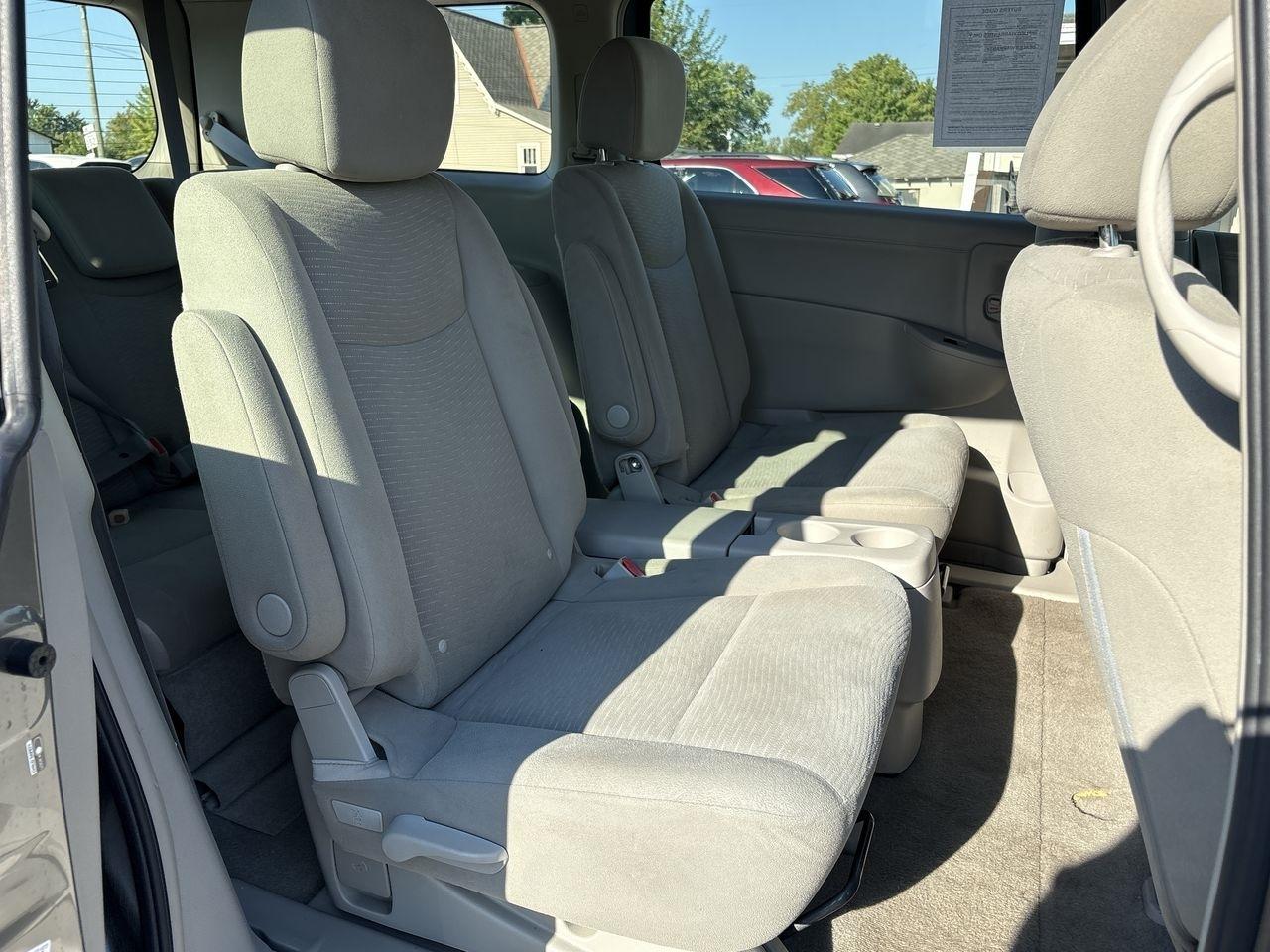 Nissan Quest 4dr S 2015