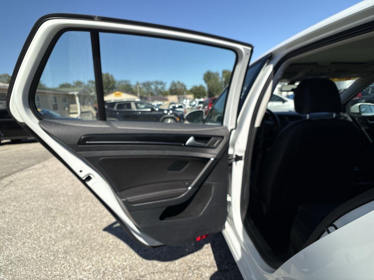 Volkswagen Golf 4dr HB Auto TSI S 2016
