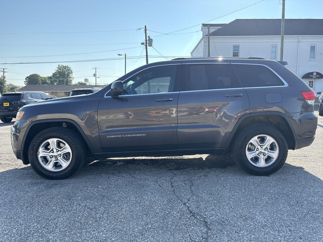 Jeep Grand Cherokee RWD 4dr Laredo 2016