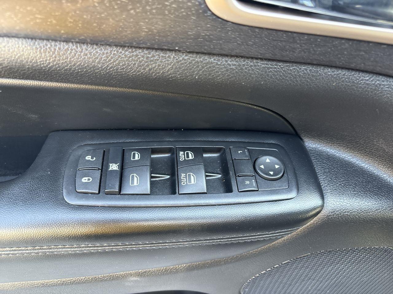 Jeep Grand Cherokee RWD 4dr Laredo 2016