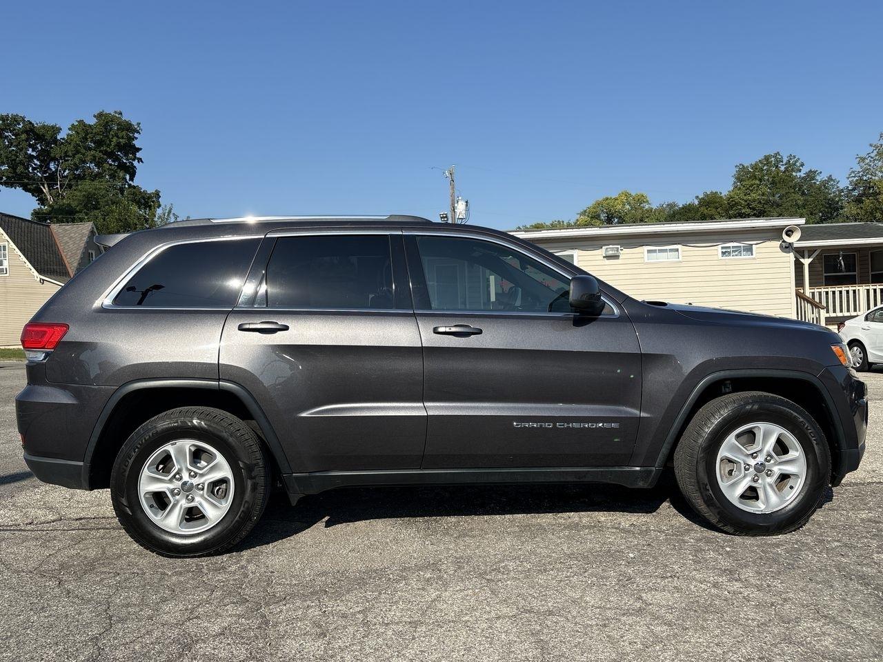 Jeep Grand Cherokee RWD 4dr Laredo 2016