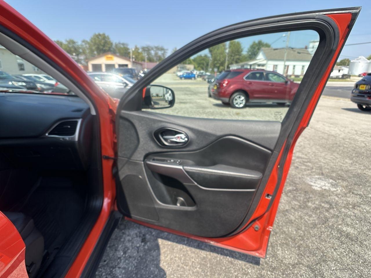 Jeep Cherokee Latitude Lux FWD 2021