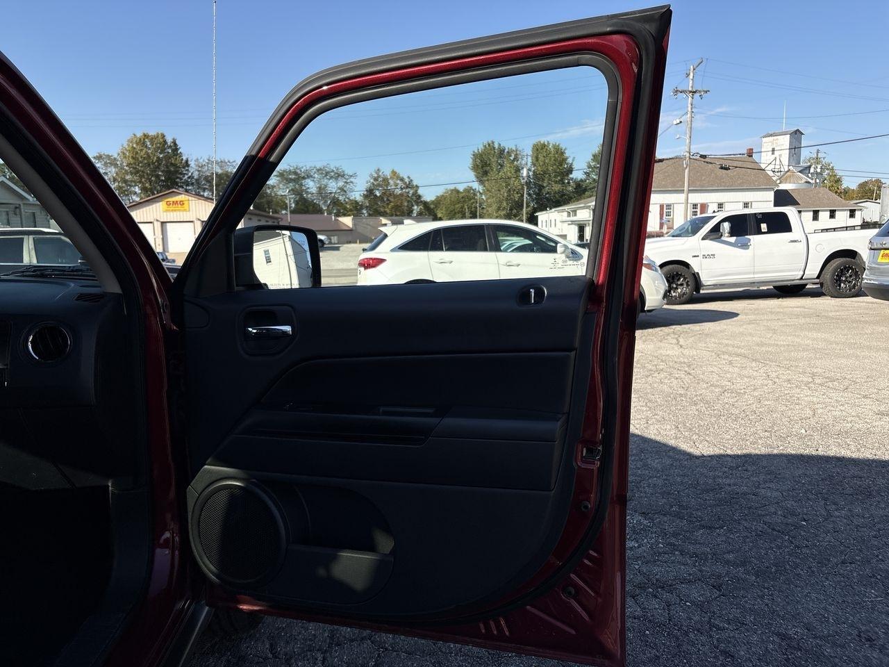 Jeep Patriot FWD 4dr Sport 2016