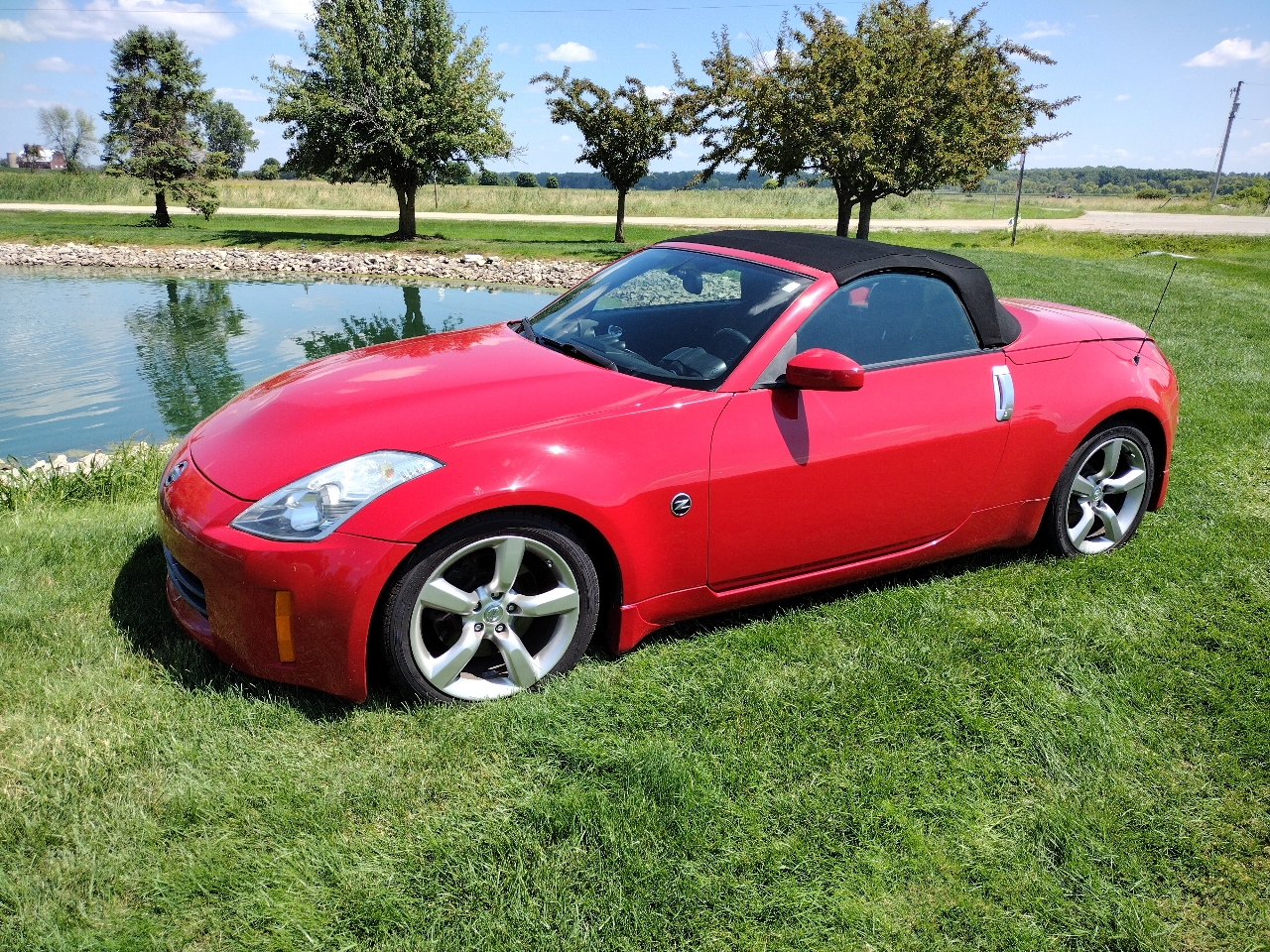 Used 2007 Nissan 350Z Enthusiast Roadster for Sale in Neenah WI 54956