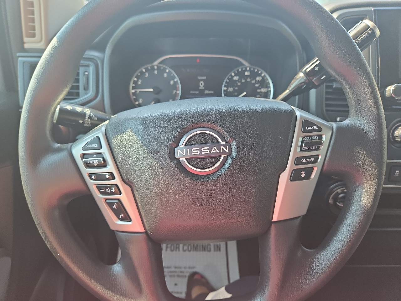 Nissan Titan S Crew Cab 4WD 2024 Nissan Titan S Crew Cab 4WD 2024