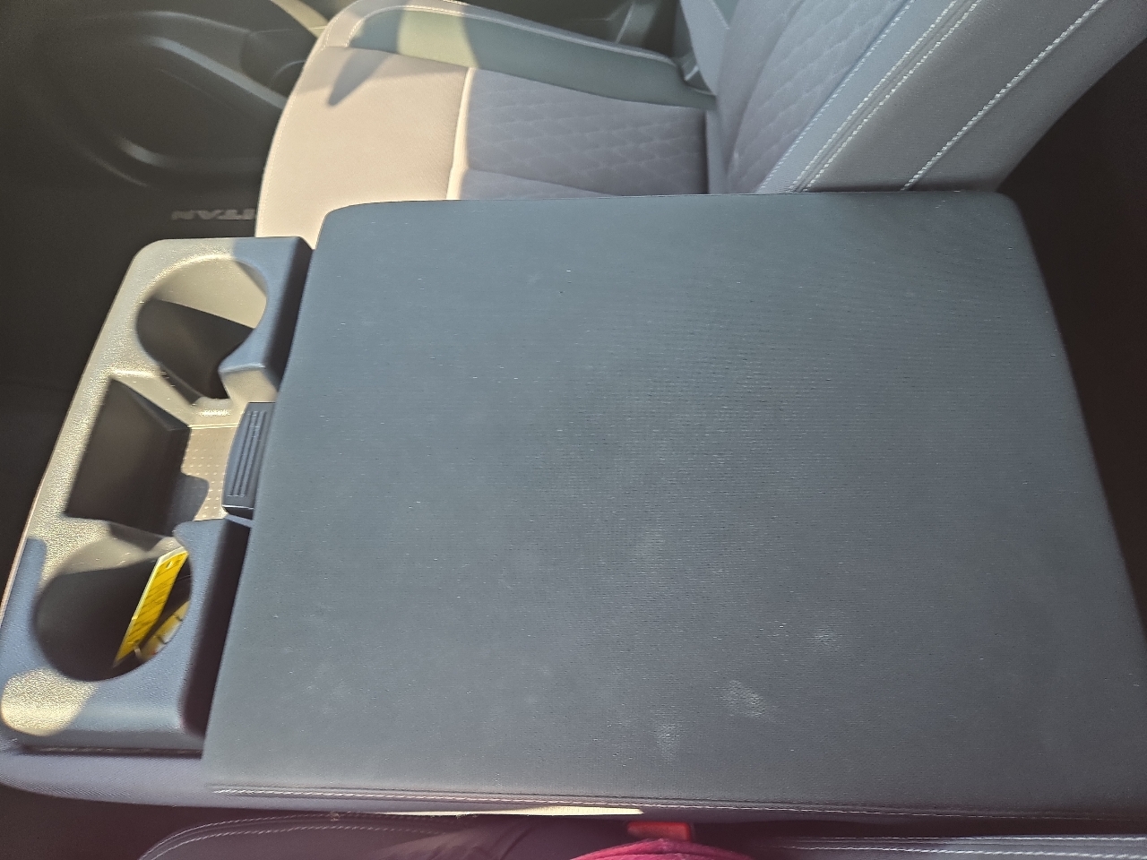 Nissan Titan S Crew Cab 4WD 2024 Nissan Titan S Crew Cab 4WD 2024