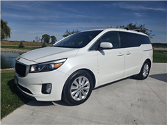 2017 Kia Sedona 