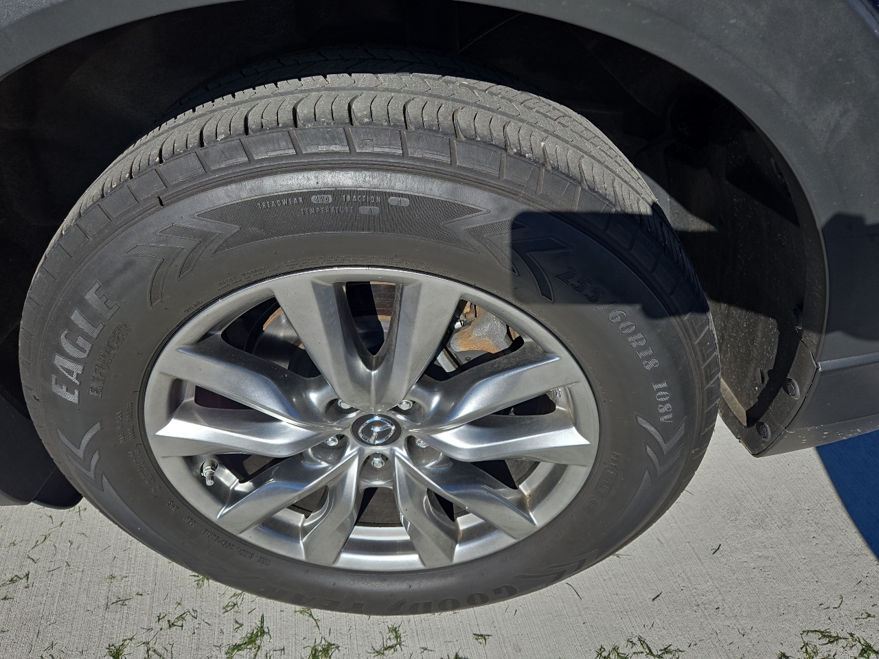 2019 Mazda CX-9 Touring photo 3