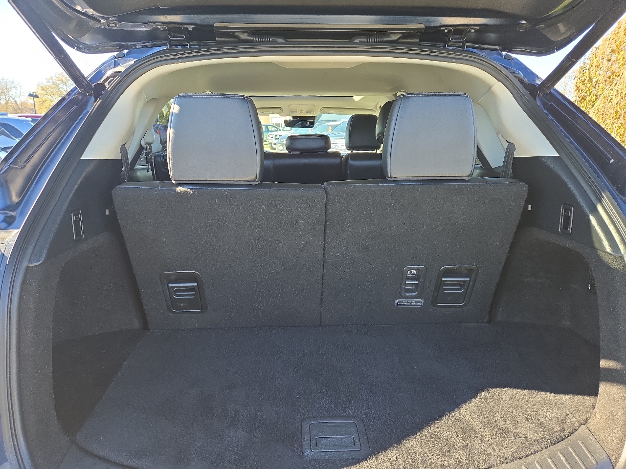 2019 Mazda CX-9 Touring photo 4