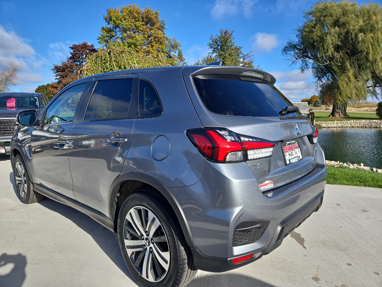 2024 Mitsubishi Outlander Sport ES LE SE photo 3