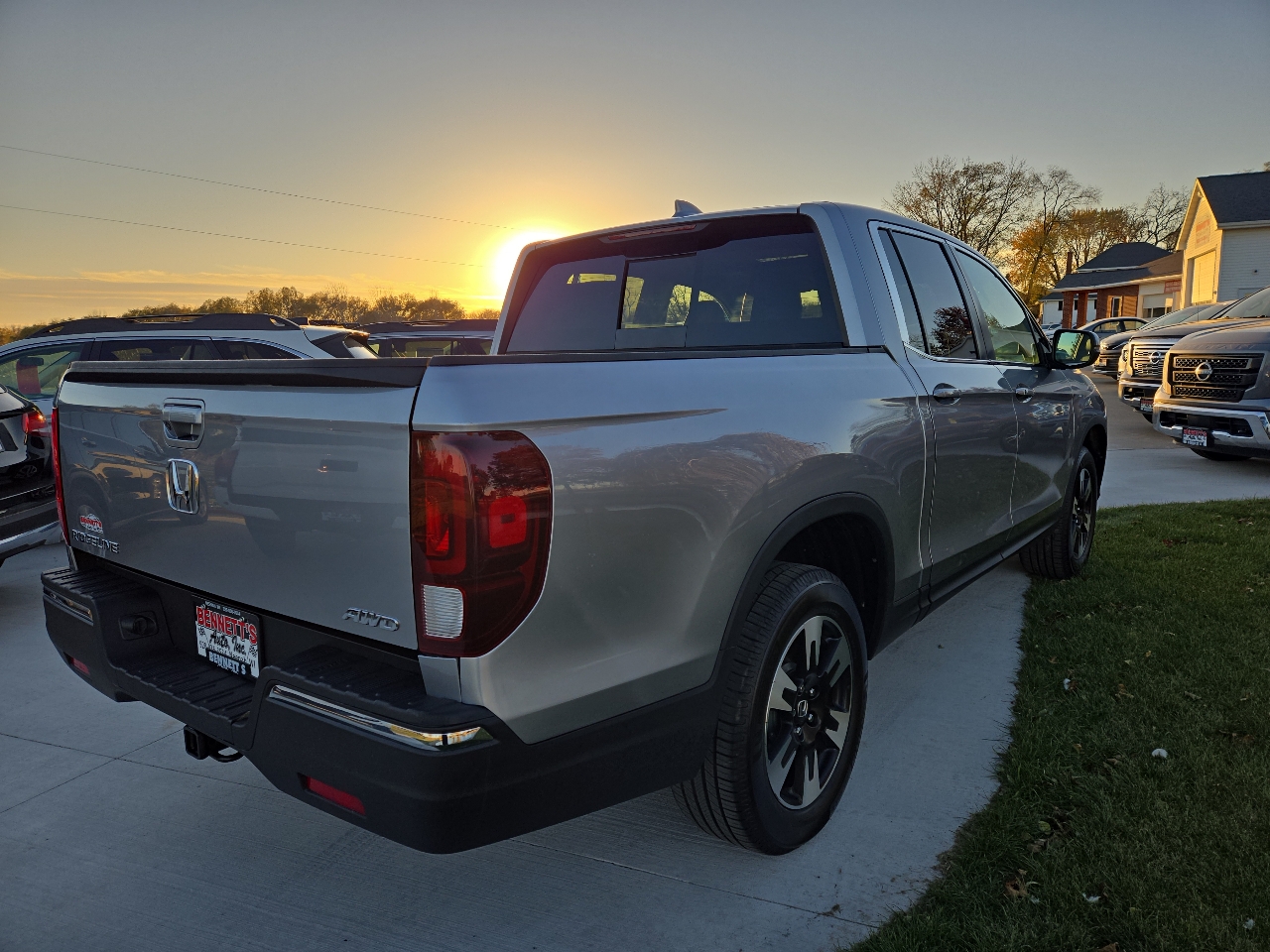 2020 Honda Ridgeline RTL photo 3