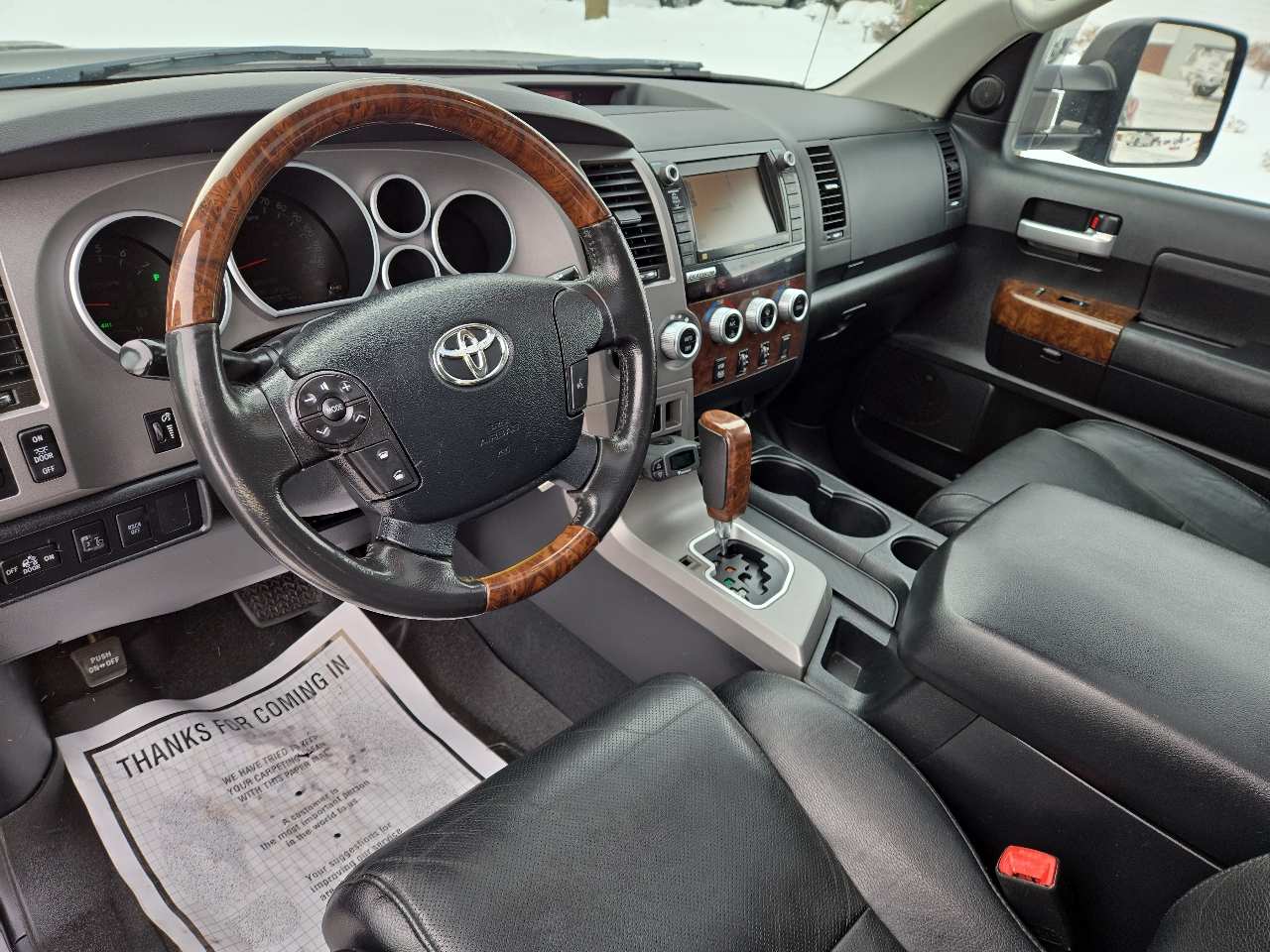 Toyota Tundra Limited 5.7L CrewMax 4WD 2011