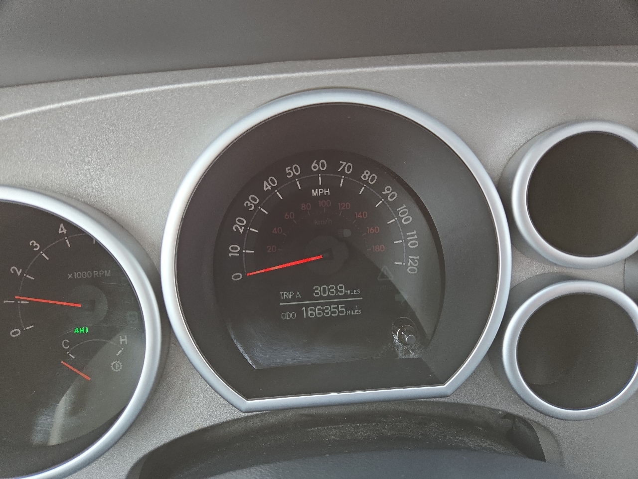 Toyota Tundra Limited 5.7L CrewMax 4WD 2011