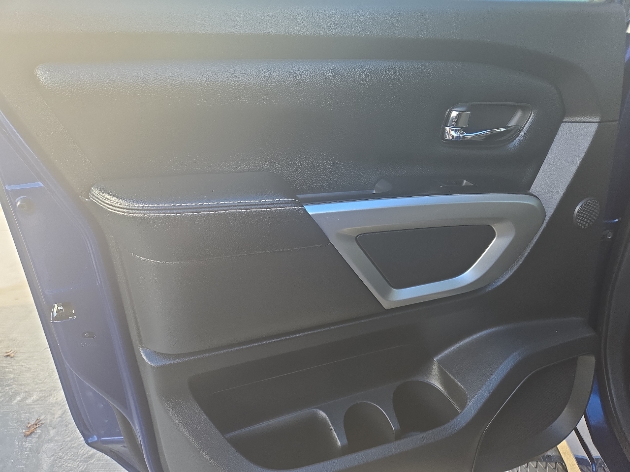 Nissan Titan PRO-4X Crew Cab 4WD 2017