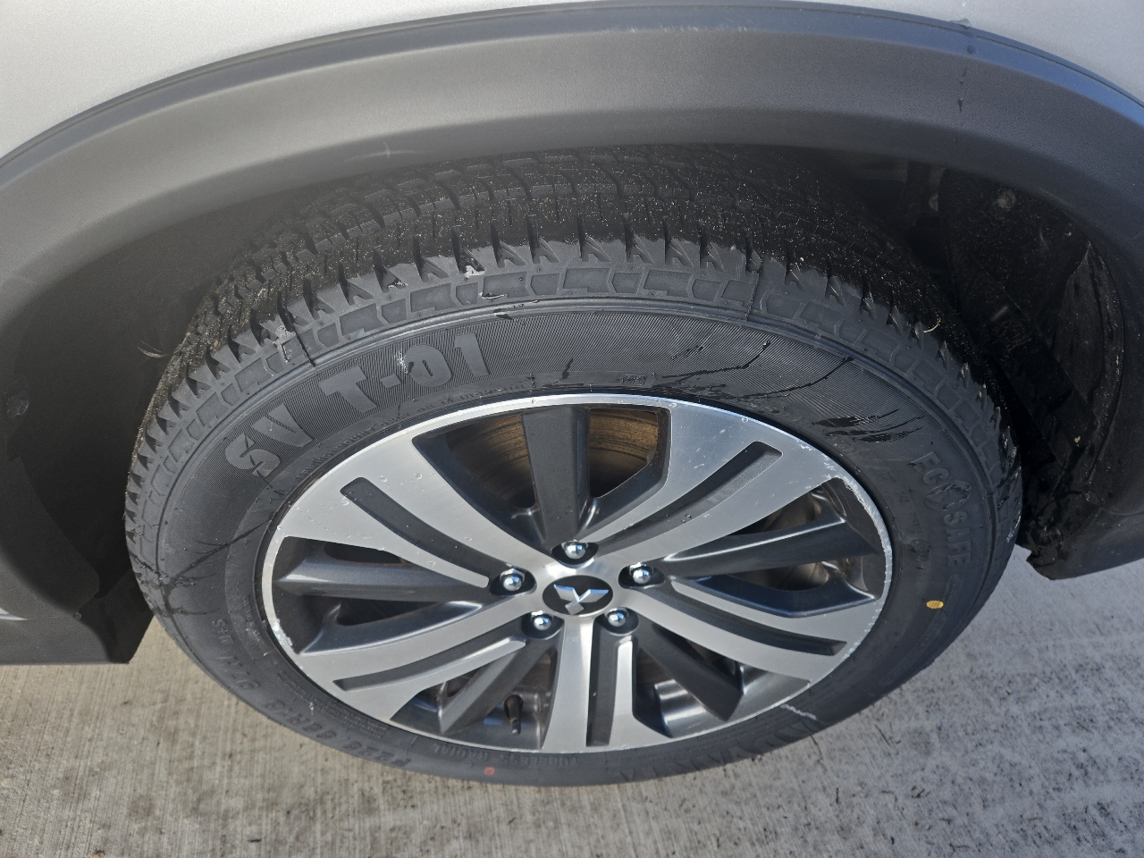 Mitsubishi Outlander Sport 2.0 ES 4WD 2024