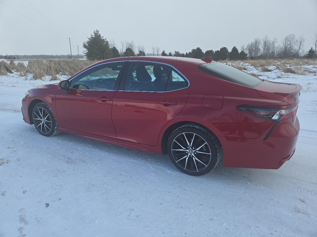 Toyota Camry SE 2024