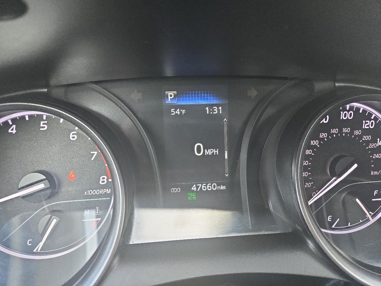 Toyota Camry SE 2024