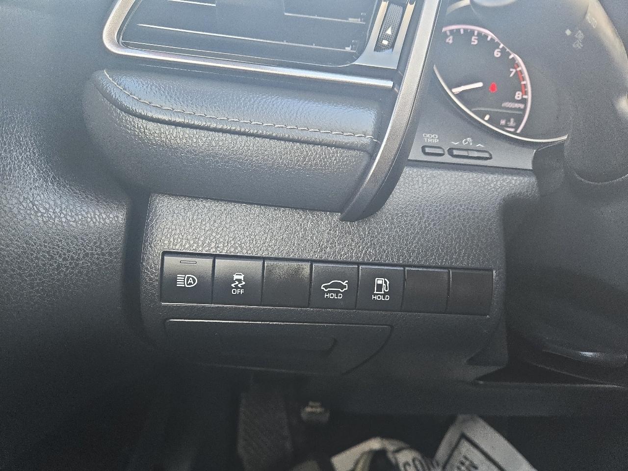 Toyota Camry SE 2024