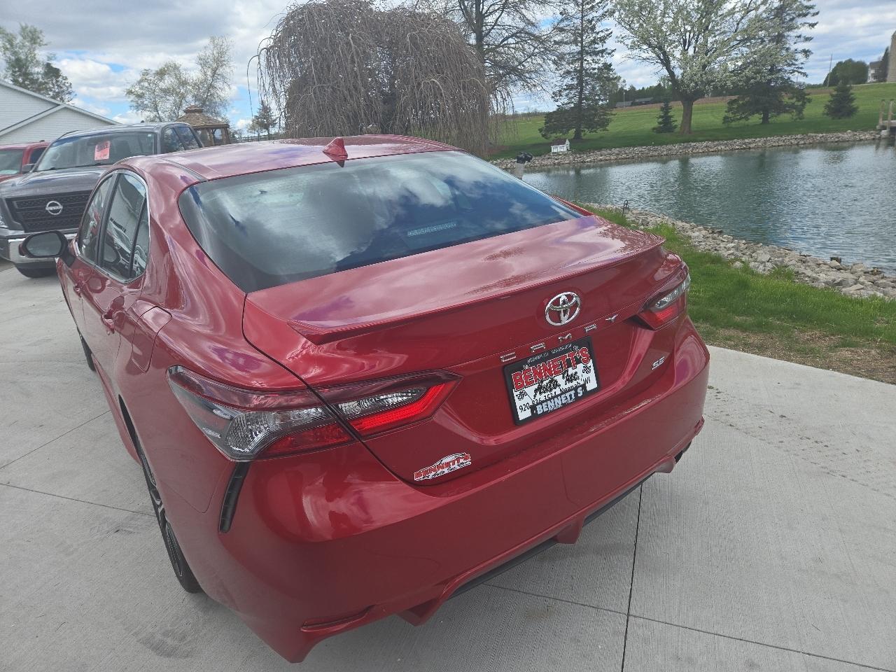 Toyota Camry SE 2024