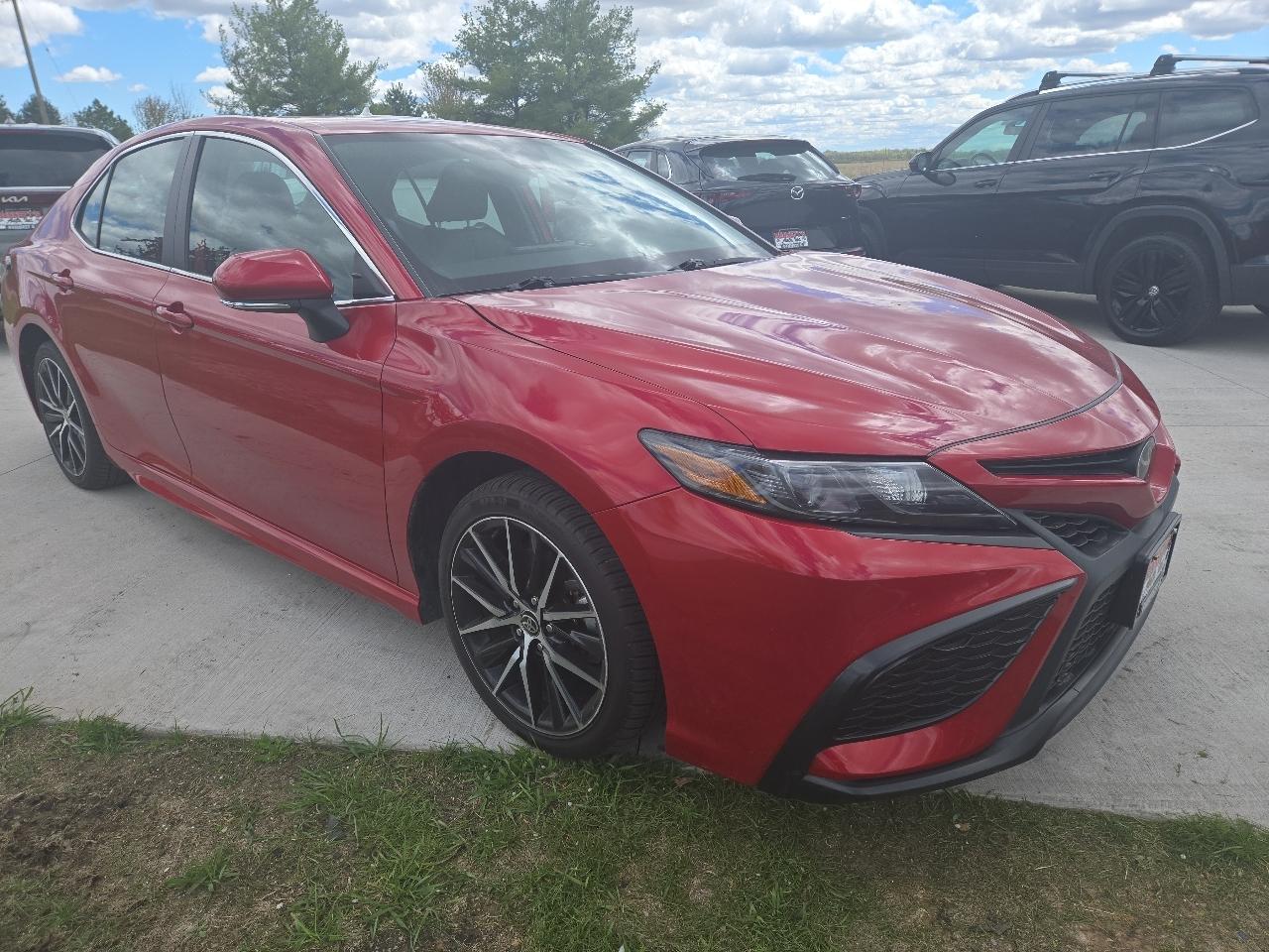 Toyota Camry SE 2024