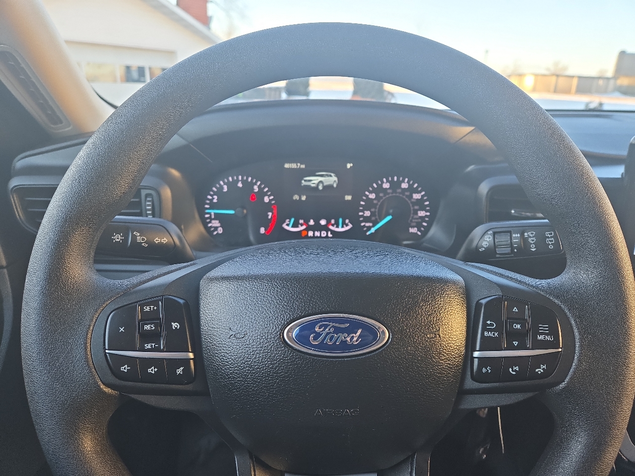 Ford Explorer Base AWD 2022