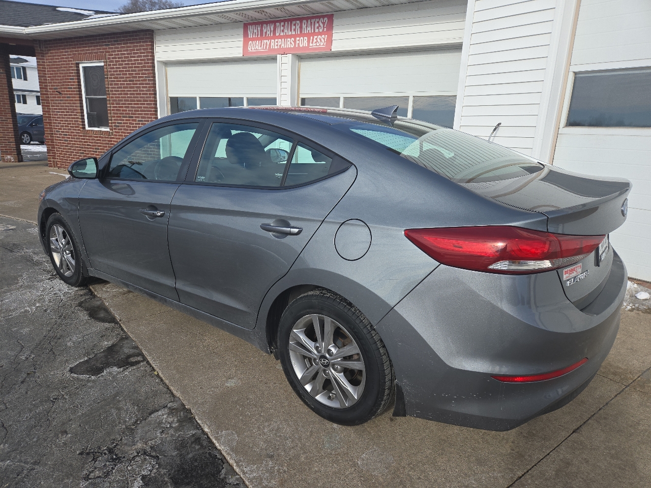 Hyundai Elantra Limited 2018